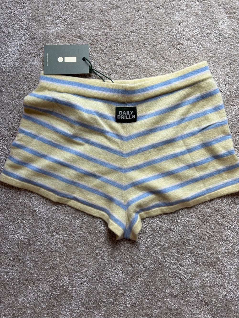 NWT Daily Drills Cashmere Micro Shorts - Picture 2 of 3